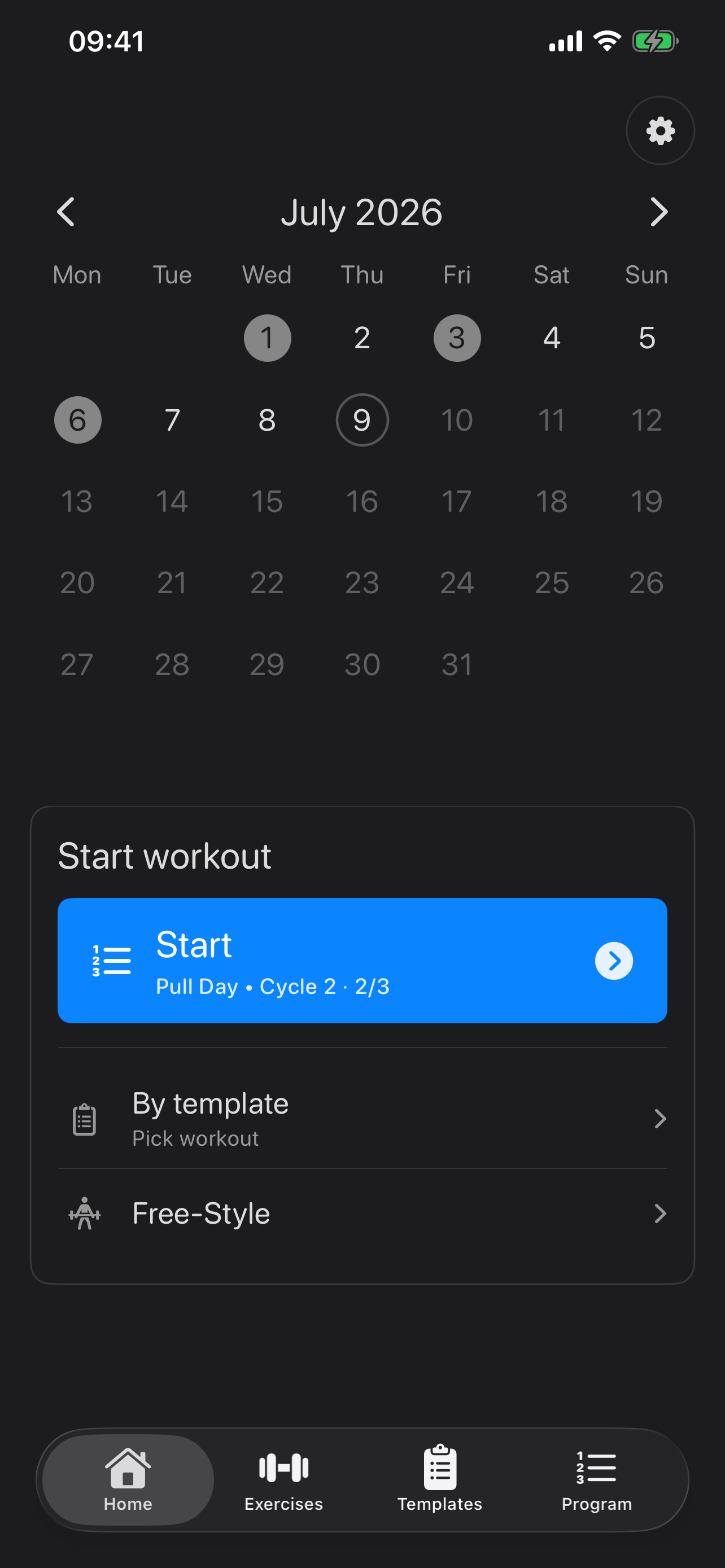 LogLifted home screen with calendar and quick start on iPhone